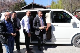 Milli takımın üst üste 2 galibiyetini değerlendiren Beşiktaş Kulüp Başkanı Fikret Orman: