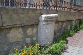 Bolu’da, istinat duvarı inşaatında kullanılan mezar taşı müzeye kaldırılacak